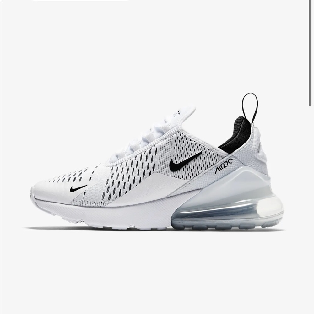 BRAND NEW Nike air max 270s